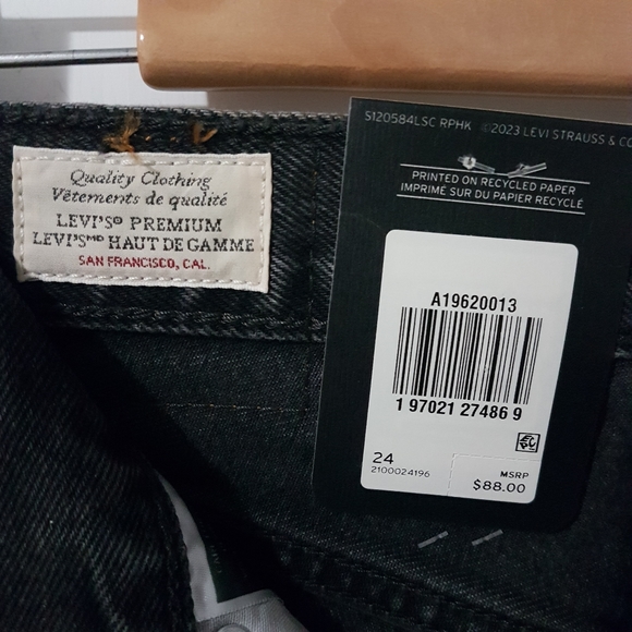 Levi's 501® 90's Women's Denim Shorts Beach Cut Black Sz 24 NWT - Picture 7 of 11
